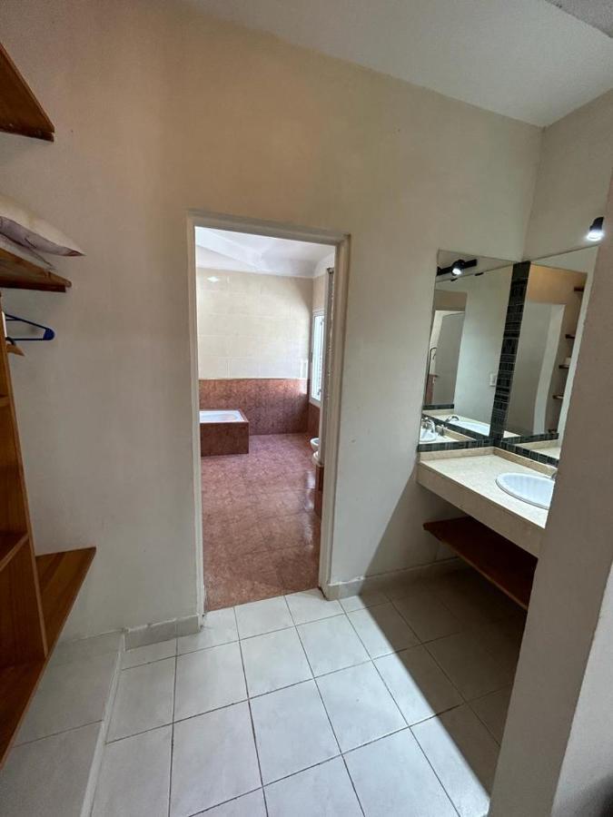 Lomas & Apartment